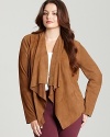 Rendered in supple leather, this draped MICHAEL Michael Kors jacket lends a chic finish to the most casual of looks.