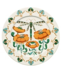 A breath of fresh air, Korento dinner plates from Iittala feature sleek everyday porcelain bustling with the busy dragonflies and lively blooms of summer.