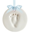 Create and display your baby's tiny little handprint or footprint and display anywhere in your home. Making the handprint or footprint is easy. Just roll out the included soft and lightweight clay, and make the print.