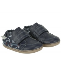 Prepare him to be his own captain with a pair of these fun Robeez shoes designed for comfort and muscle development.