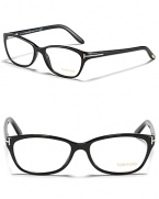 Rounded wayfarer frames with signature T detail at temples, a stylish look from Tom Ford.