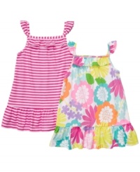 Every girl loves options. You'll have plenty of choices to put her in with this darling dress 2-pack from Carter's.