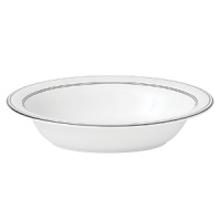 Sparkling platinum and mica accent this decidedly contemporary Vera Wang vegetable bowl, lending a look that's fresh and dimensional.