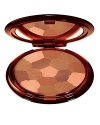 Sheer bronzing powder. Whether you're a fair blonde or a dark brunette, you'll love this new sun-kissed powder, ideal for all skin types. This ingenious mosaic of 5 shades of compact powder, with both matte and pearly effects, can be used to create and adjust a natural, healthy glow.