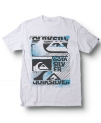 Mix it up with the high-octane graphic of this sweet Quiksilver tee.