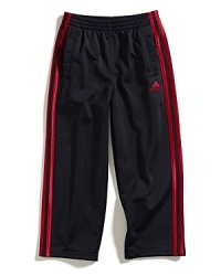 Essential sports style from Adidas, the Core Tricot pant is tough, breathable and stylish.