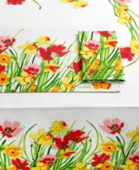 Fresh and vibrant, Vera's Daffodils tablecloth turns your home into the picture of spring. Watercolor blossoms thrive on pure cotton for a natural look and feel, providing a cheerful backdrop for quiet nights in or festive entertaining.