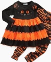 A sweet style that goes bump in the night, she'll love this cute Halloween set from Bonnie Jean, with a kitty dress and matching leggings. (Clearance)