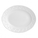 The Louvre dinnerware collection takes its design inspiration from architectural motifs that adorn the exterior of the Louvre museum. Casual or formal, this collection offers great practicality and adapts to every occasion. Oven and dishwasher safe, many of the bakeware pieces transition from oven to table.