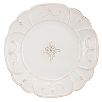 Classically ornate with all the right accents, pair with Garden Green or layer with Classic Bamboo for a chic spring entertaining story.