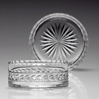 Georgia was one of the first designs in the William Yeoward Crystal Collection and remains very popular today. This classical period design is perfect for every occasion.