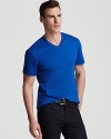 In cotton jersey, this essential Michael Kors tee shows off a v neck, short sleeves and straight hem.