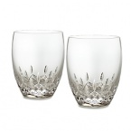 Lismore Essence, the contemporary take on classic Lismore stemware, has been a sensation from the moment it hit the selling floor. Waterford designers have, again, paired updated Lismore cutting on modern crystal shapes to create the first range of contemporary Lismore Essence Barware. Customers have fallen in love with this pattern all over again.