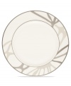 Abstract markings in soft shades of khaki frame this glazed white bread and butter plate for unconventional elegance. From Noritake dinnerware, these dishes are trimmed with matte platinum for modern polish on casual and formal tables alike. (Clearance)