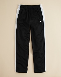 Basic but beautiful, PUMA has designed this minimalist sport pant to look good and perform hard under any circumstances.