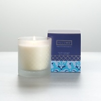 This indulgent Illume scented candle comes in two splendid scents. Enjoy one, or both, in pure luxury.Mediterranean - coconut water and sea salt co-mingle with refreshing notes of bamboo, sea grass, vetiver, orange flower and figThai Lily - Exotic notes of Bali mango, blood orange and white nectarine blend with Brazilian teak, Aziatic lily and a hint of tropical musk