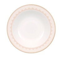 The Samarkand bone china collection by Villeroy & Boch combines stylish, exotic elements with timeless elegance. Precious golden bands and chains decorate this pure white bone china pattern. Warm ivory tones add a harmonious touch. Mix and match with coordinating Mosaic-designed pieces for a look that is truly your own.