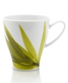 Forever spring. Bright new leaves plucked just for your table drape this mug for a fresh, modern look. From Mikasa dinnerware, the dishes of this Daylight set are durable and stylish in white porcelain with a loop handle and fluid shape that broadens from base to rim.