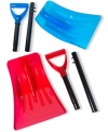 With these 3 easy snap pieces by Travel Gear, we got ourselves a handy shovel! Designed in lightweight material for easy use.