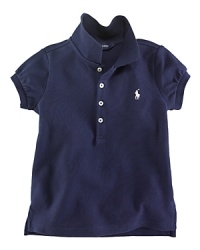 Essential cap-sleeved polo shirt in signature stretch cotton mesh, mercerized for a lustrous sheen.