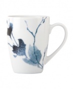 The name Dansk evokes quality and sophisticated Scandinavian design, and Silhuet dinnerware collection is no exception. With the quiet beauty of the watercolor-like leaves and vines, Silhuet mug is a beautiful way to enjoy a moment's peace with your favorite hot drink.