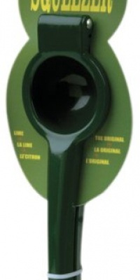 Amco Enameled Aluminum Lime Squeezer, Light Green