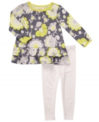 She'll be sweet in this floral printed ruffle top and coordinating legging by Carter's.