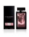 For her musc collection is a sensual interpretation of Narciso Rodriguez's original musc oil -- the ultimate expression of luxury. A seductive scent built around a heart of musk, enlightened by a bouquet of white flowers.