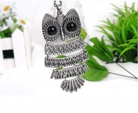 Lovely Silver color Textured Owl Pendant With 25 Chain Vintage Owl Pendant Long Silvered Chain Necklace Clothes