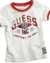 GUESS Short-Sleeve Logo Ringer Tee, WHITE (24M)