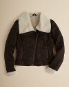 A distressed faux-leather shell and cool faux-fur trims bring this classic bomber jacket to life.