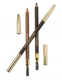 Powder Pencil for the Brows. The all-in-one essential for natural-looking, beautiful brows. At one end: a powder pencil to colour-correct and contour. At the other: a handy brush to blend and groom for soft, subtly defined brows. 