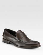 Slip-on leather loafer with embroidered signature logo detail.Leather upperPadded insoleLeather soleMade in Italy