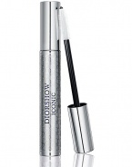 Now, give your lashes fascinating, high-definition curves. The new fashion icon-inspired mascara and Dior's couture tradition. The secret weapon behind the most alluring eye looks created backstage for Dior's fashion shows and celebrity red carpet events.Imagine your lashes in high definition. Thicker, curvier, sexier than you've ever seen them before.