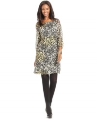 ECI's dress looks lavish with an ornate print that textured at the front. Pair with tights and heels for flawless style!