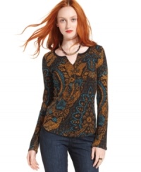 An allover floral-damask print on this Lucky Brand Jeans thermal adds a stylish spin to a wardrobe staple!