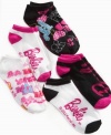 Get her feet all dolled up in these dainty Barbie socks, with pretty pink prints that will make little toes happy.