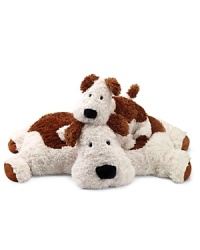 Your little one will love to snuggle with this adorably cute stuffed dog. When laid flat, it can be used as a mat, a perfect place to pause between tummy time and nap time.