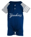 Play ball! Get him into the game early with this spirited MLB sports romper from Outerstuff.