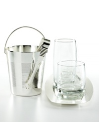 Engraved around the rim with a simple line pattern, this metal tray brings stylish refreshment to any home bar. Great for salty snacks like peanuts or pretzels or truly sophisticated cocktail service. Use with Luminarc's Spiral drinkware and ice bucket. (Clearance)