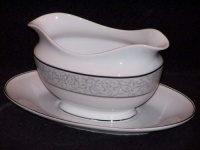 Mikasa Parchment Gravy Boat and Stand