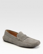 Refined suede features metal logo detail and rubber gripper soles.Suede upperPadded insoleRubber soleMade in Italy