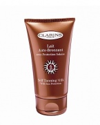 This milky self tanning treatment is perfect for those who wish to tan while safeguarding skin's healthy qualities.