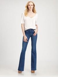 Popular mid-rise flare-leg style that accentuates the hips and gives the appearance of an elongated leg.THE FITRise, about 9½Inseam, about 36THE DETAILSZip flyFront welt pocketsBack patch pockets98% cotton/2% elastaneMachine washImportedModel shown is 5'10½ (179cm) wearing US size 4.