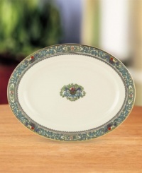 For nearly 150 years, Lenox has been renowned throughout the world as a premier designer and manufacturer of fine china. The formal Autumn pattern expresses the joy of gracious living and entertaining, in an exquisitely simple design on heirloom-quality ivory bone china banded in gold.