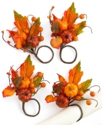 Give thanks for a bountiful harvest and beautiful season with Grateful napkin rings. Fall foliage, gourds and berries make the great meals of fall extra memorable. (Clearance)