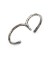 THE LOOKWishbone CollectionThin hammered silhouetteWishbone designSterling silver settingTHE MEASUREMENTWidth, about ¾Diameter, about 2¼Opening, about 1;ORIGINImported