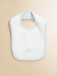 This adorable, must-have bib is crafted from soft quilted cotton with signature embroidery.Snap closureCottonMachine washImported