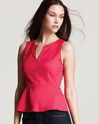 The peplum is the must-have look of the moment and this Theory top executes it with gorgeous precision. Rendered in lush fuschia, this easy silhouette tops staple separates, instantly elevating the styles to sublime.