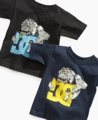 Outsized style. A cool monster graphic on this t-shirt from DC Shoes will give your little one a giant step up in style.